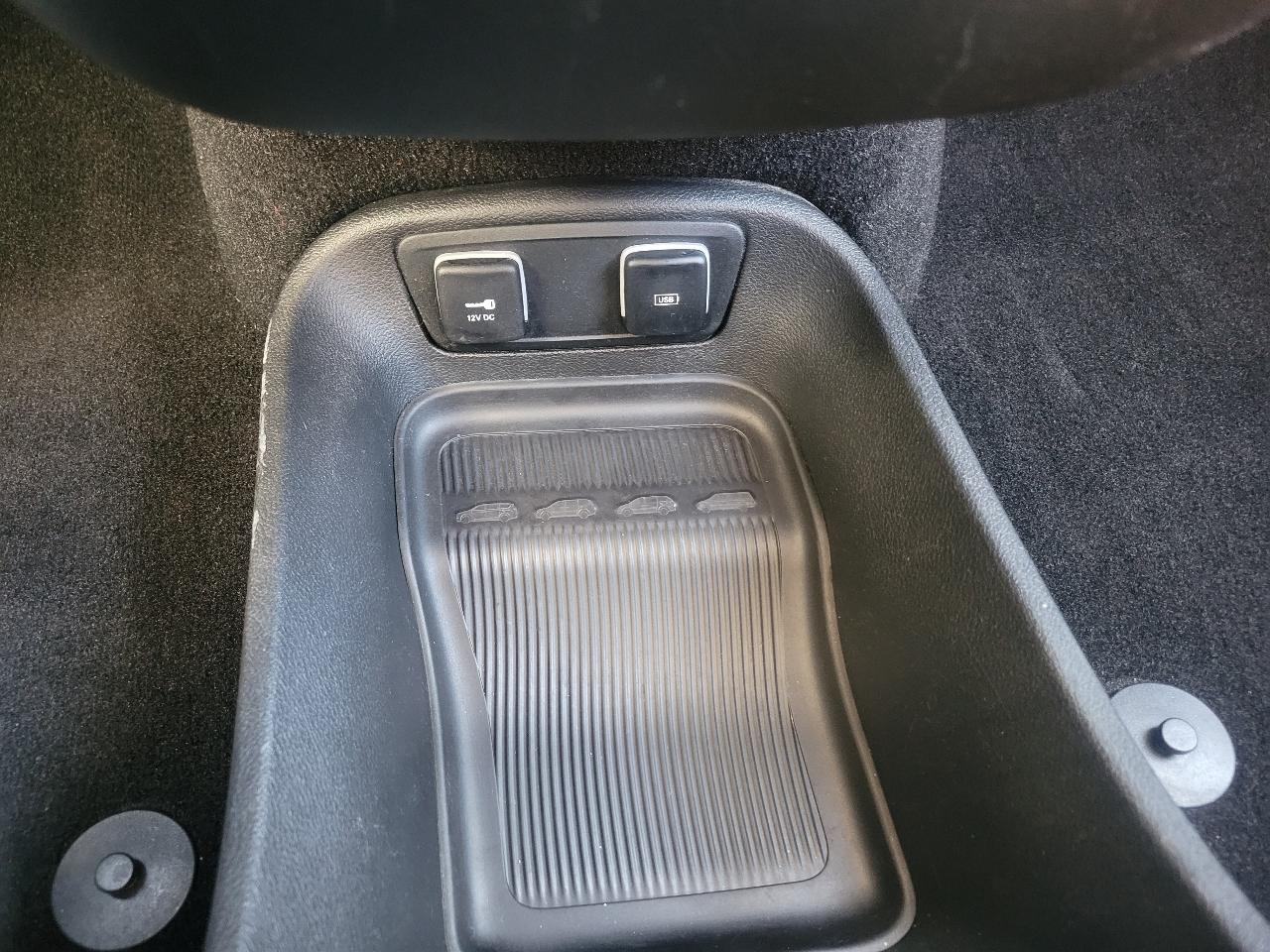 Chrysler Pacifica Hybrid Limited FWD 2018