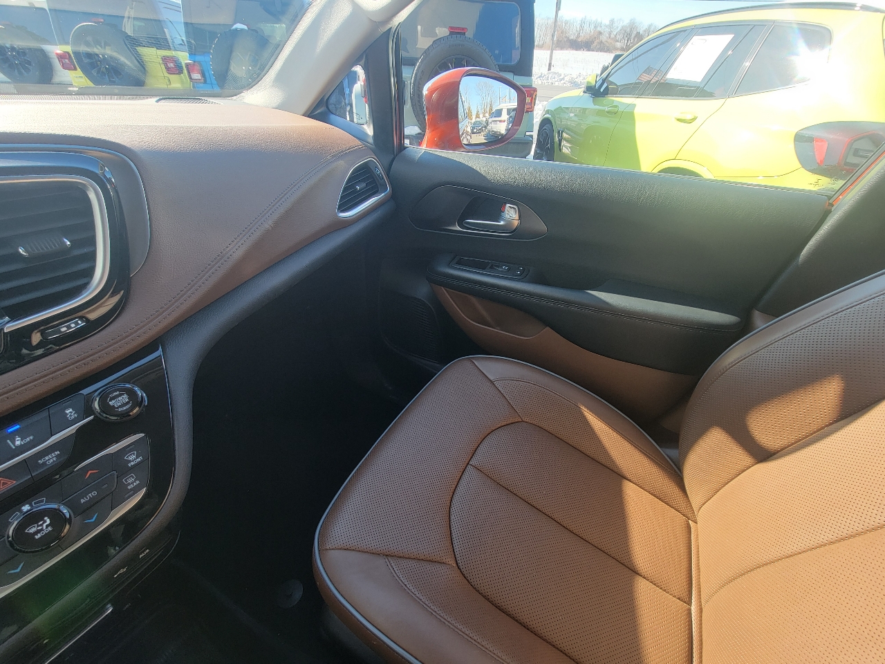 Chrysler Pacifica Hybrid Limited FWD 2018