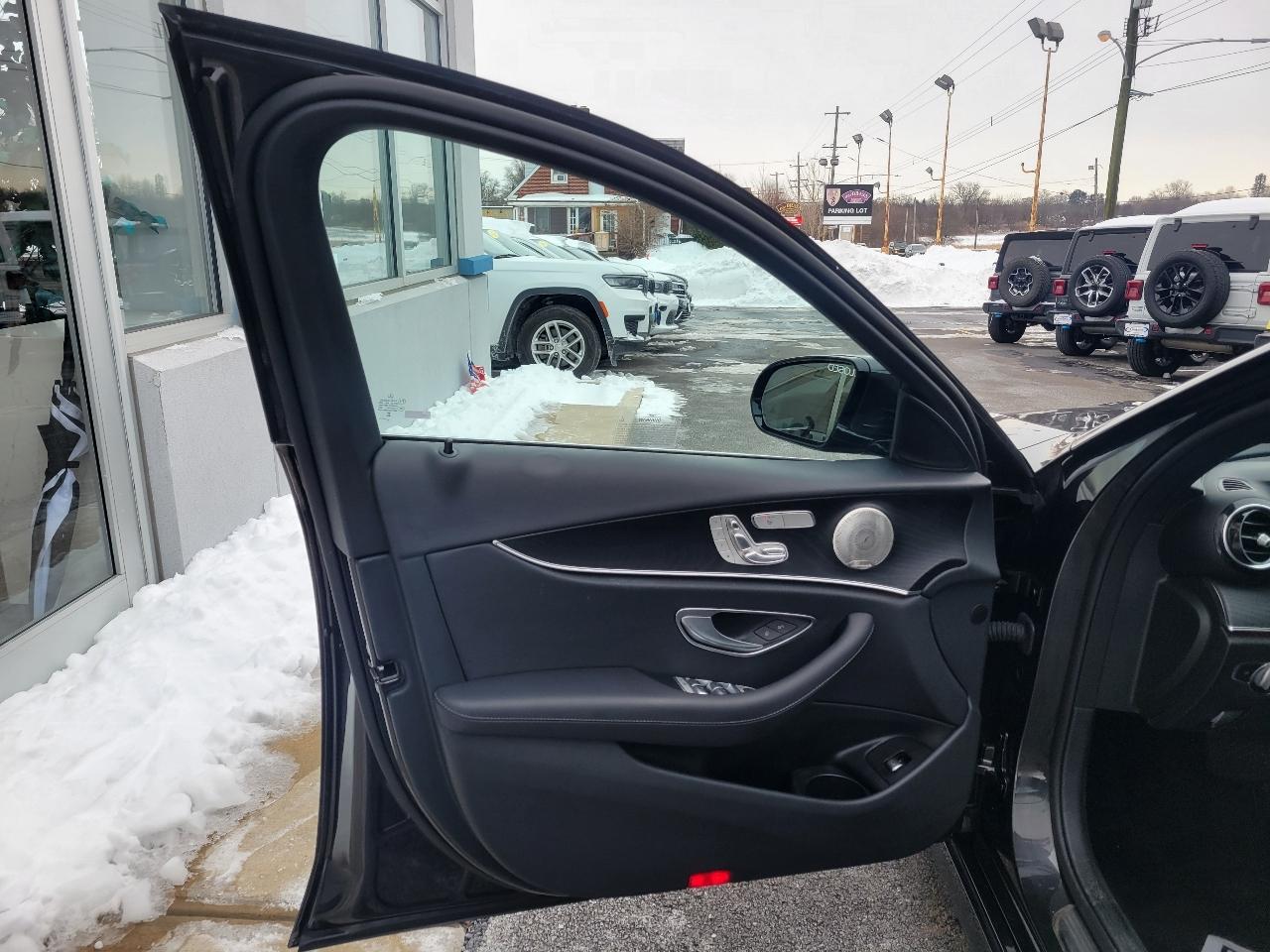 Mercedes-Benz E-Class  2023