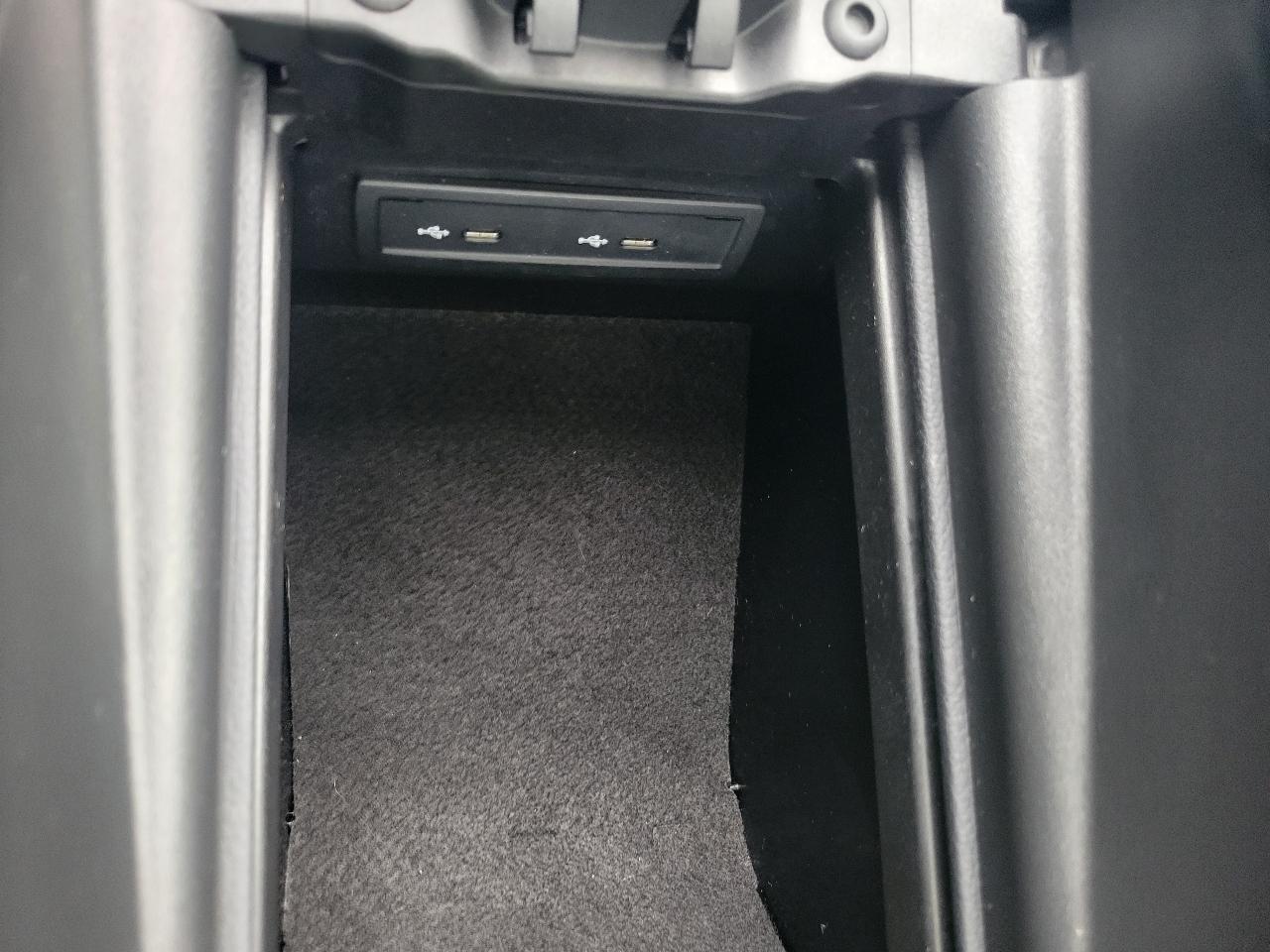 Mercedes-Benz E-Class  2023