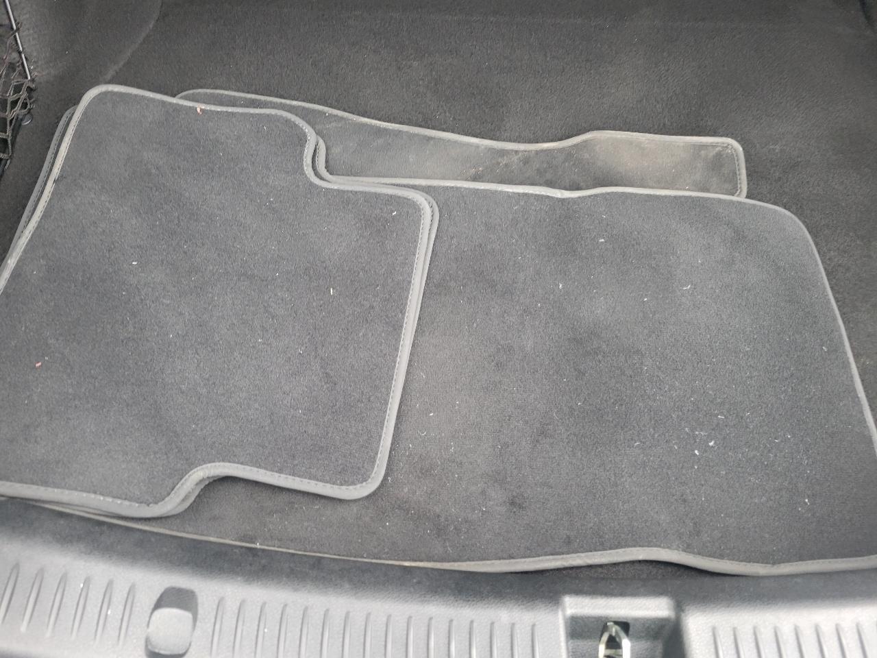 Mercedes-Benz E-Class  2023