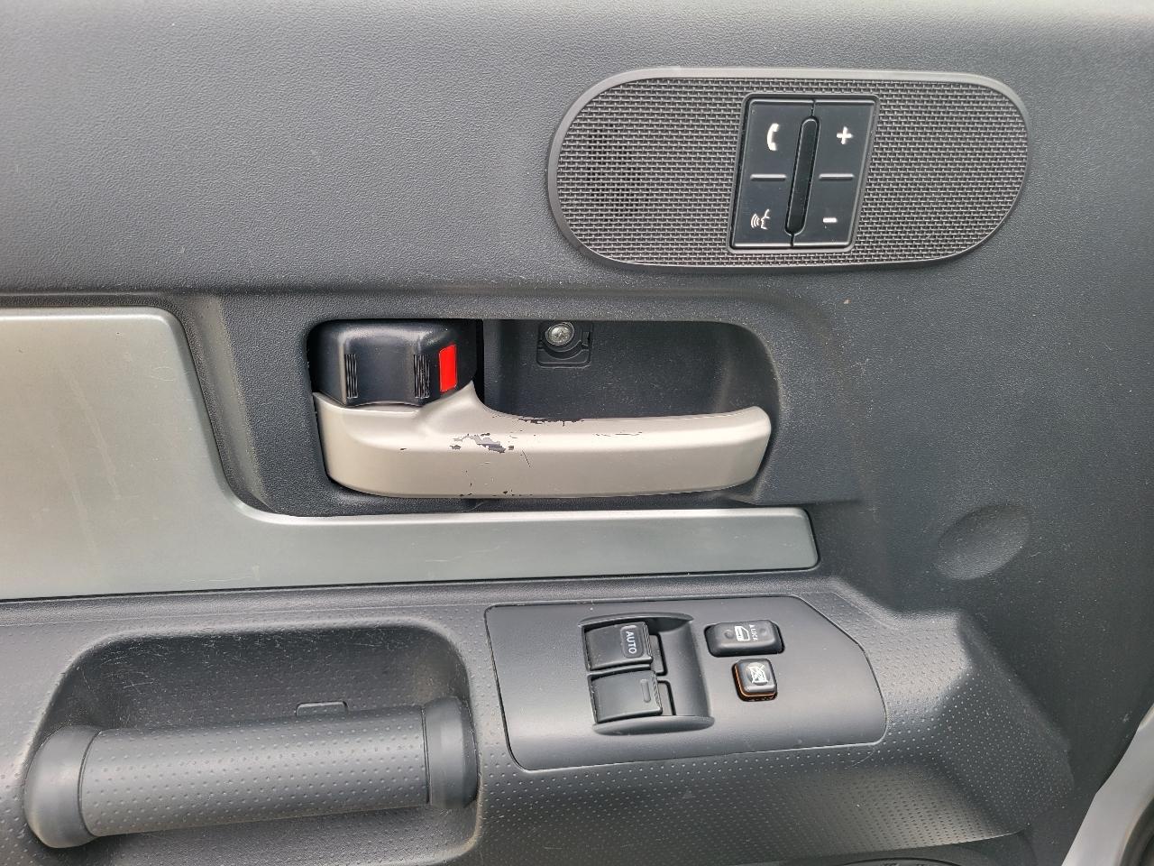 Toyota FJ Cruiser 2WD 4dr Auto (Natl) 2007