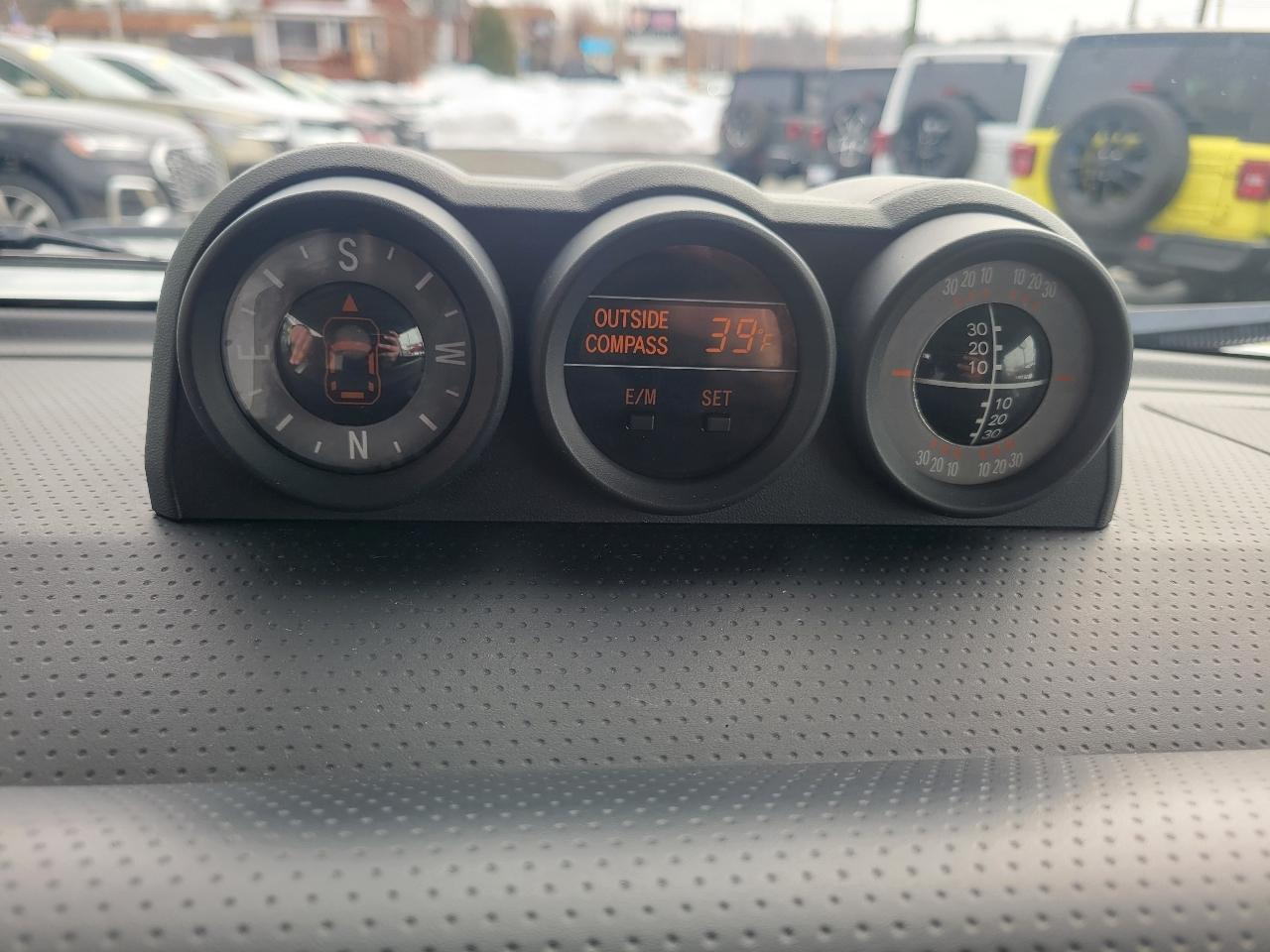 Toyota FJ Cruiser 2WD 4dr Auto (Natl) 2007