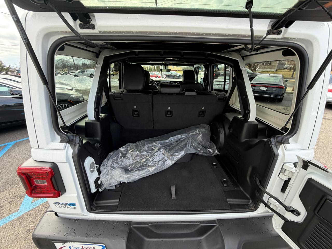 Jeep Wrangler 4xe Unlimited Sahara 4x4 2022