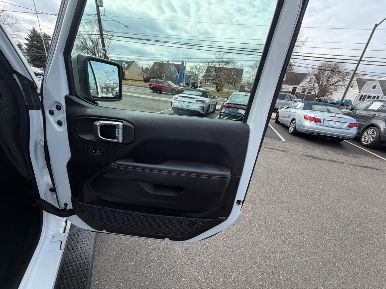 Jeep Wrangler 4xe Unlimited Sahara 4x4 2022