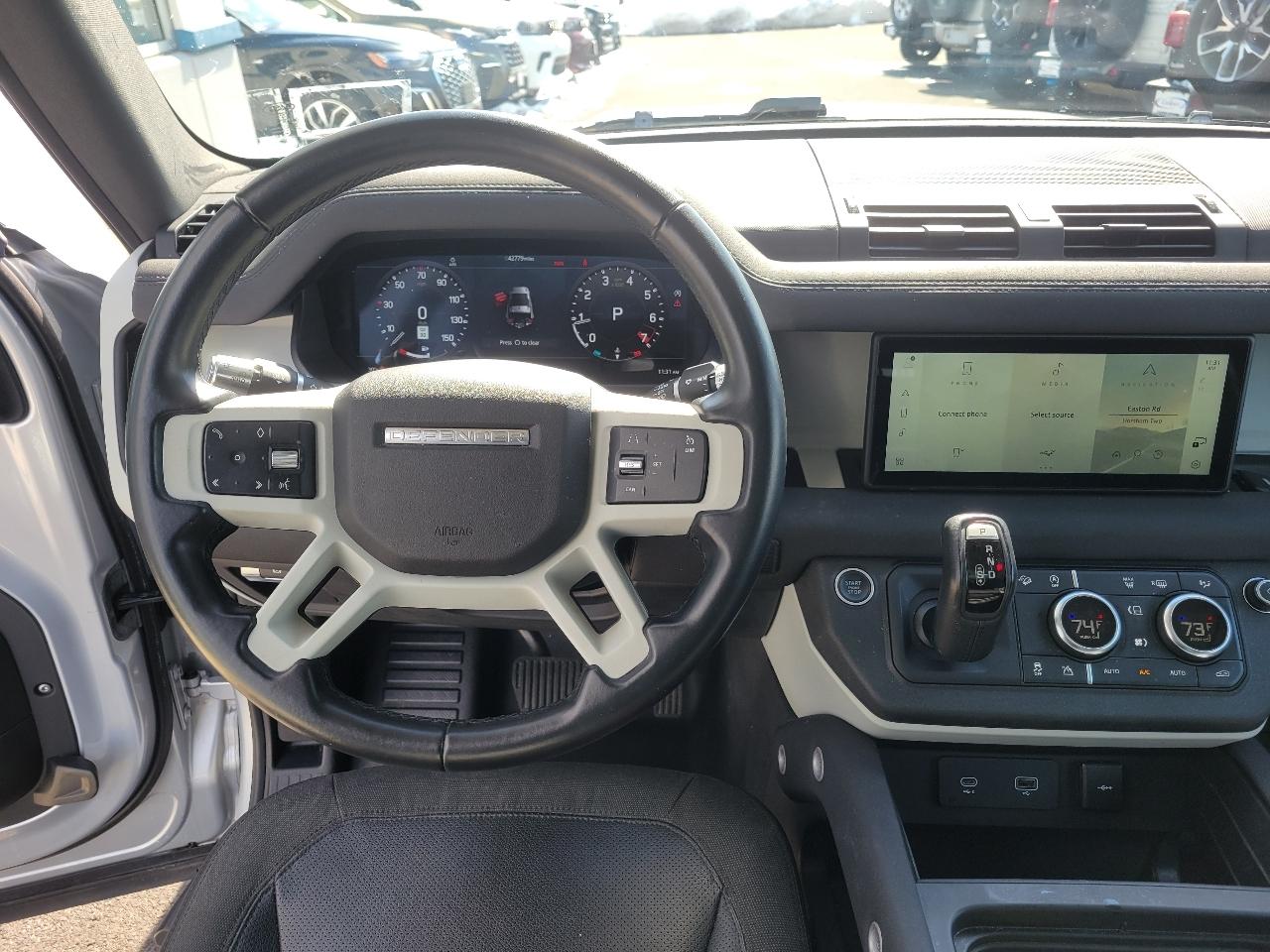 Land Rover Defender 90 S AWD 2021