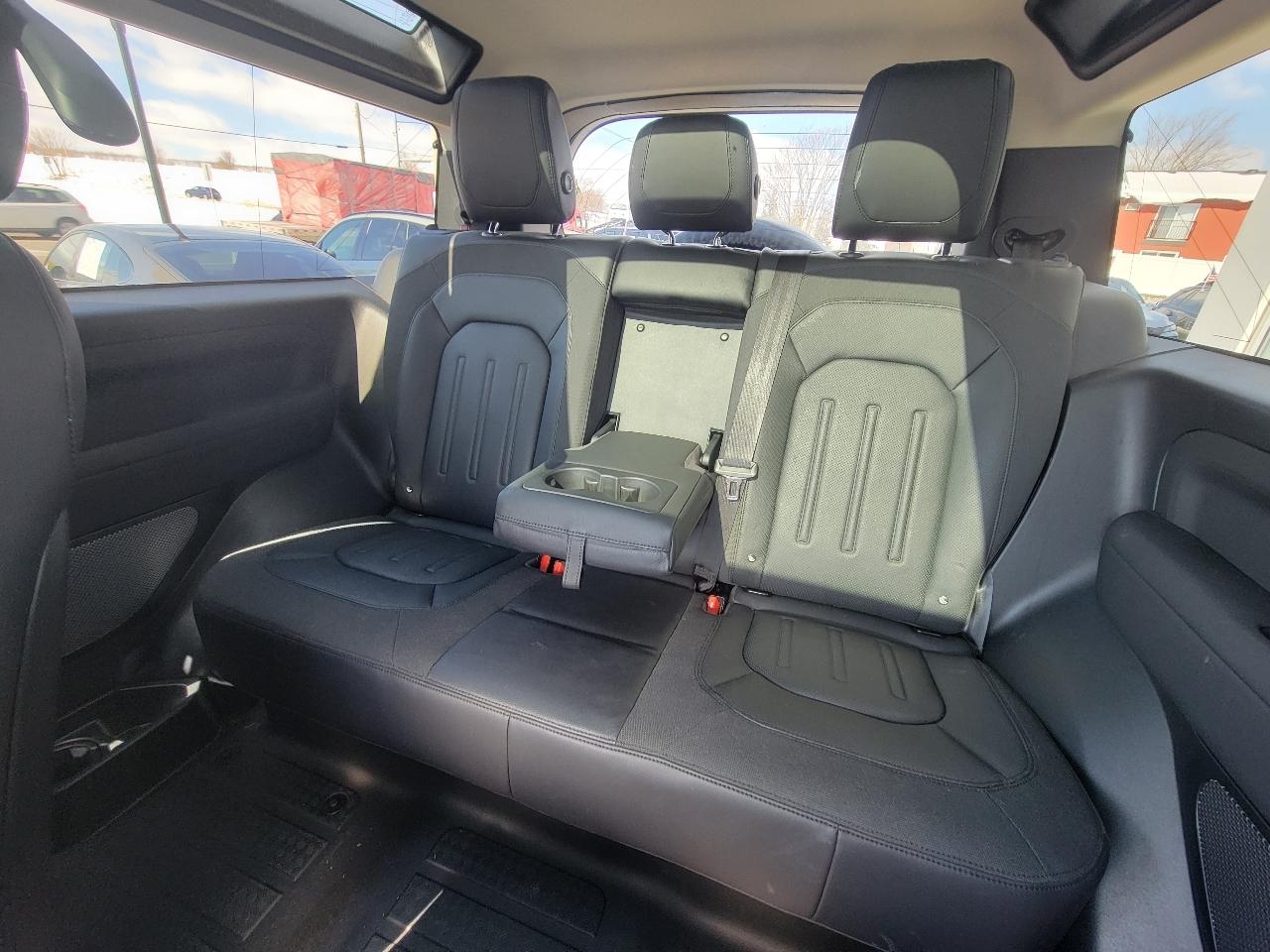 Land Rover Defender 90 S AWD 2021