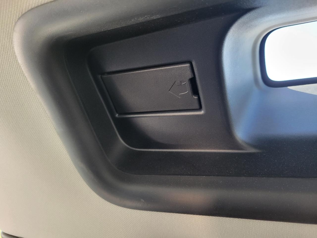 Land Rover Defender 90 S AWD 2021