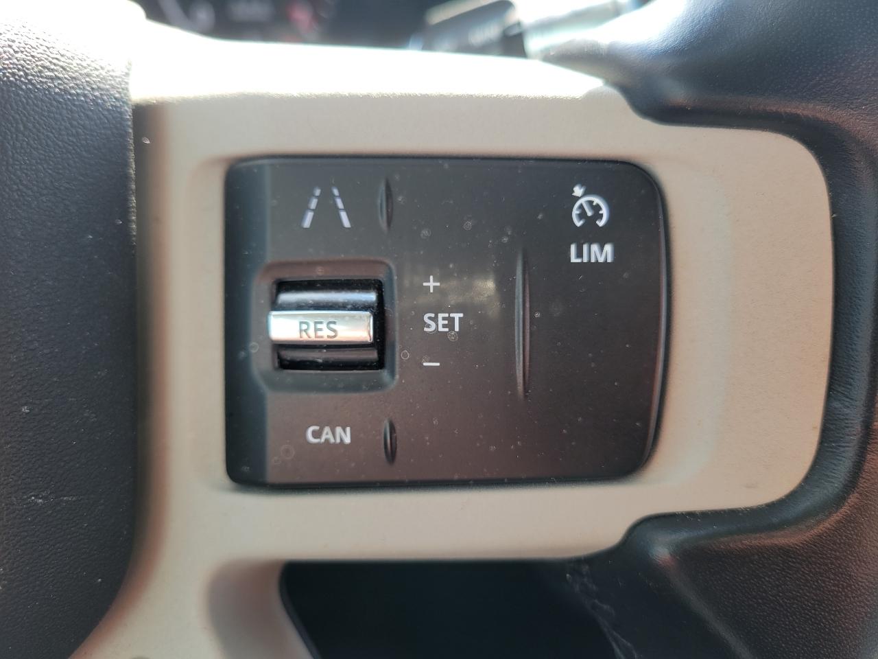 Land Rover Defender 90 S AWD 2021