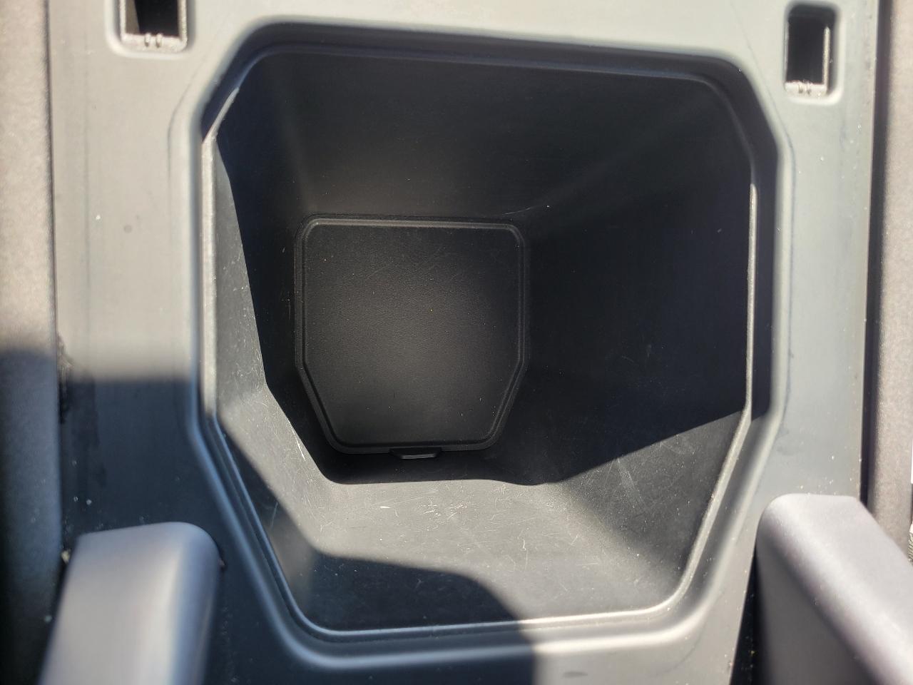 Land Rover Defender 90 S AWD 2021