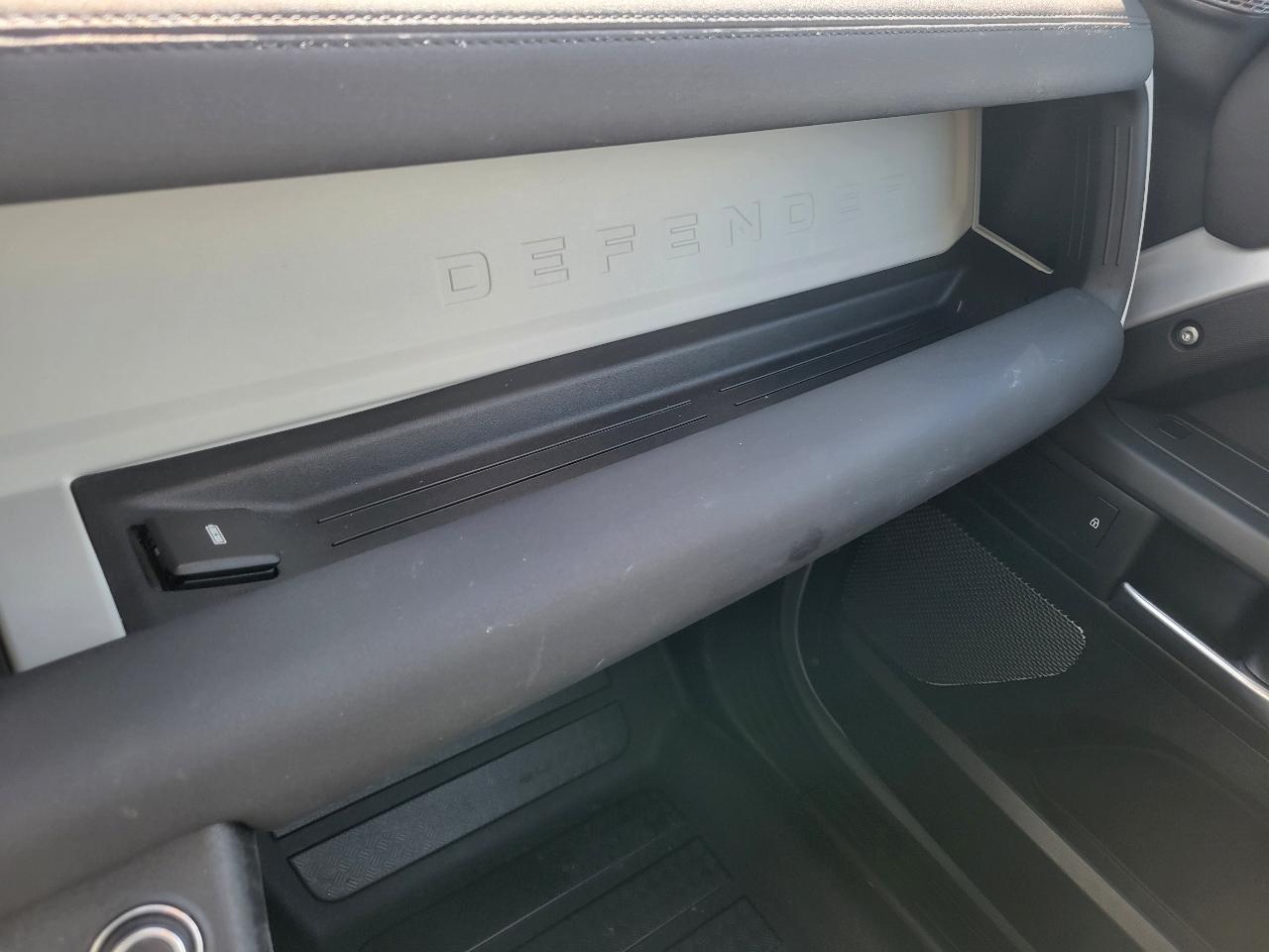 Land Rover Defender 90 S AWD 2021