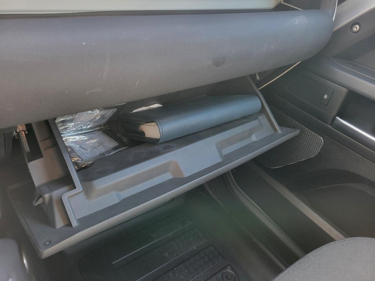 Land Rover Defender 90 S AWD 2021