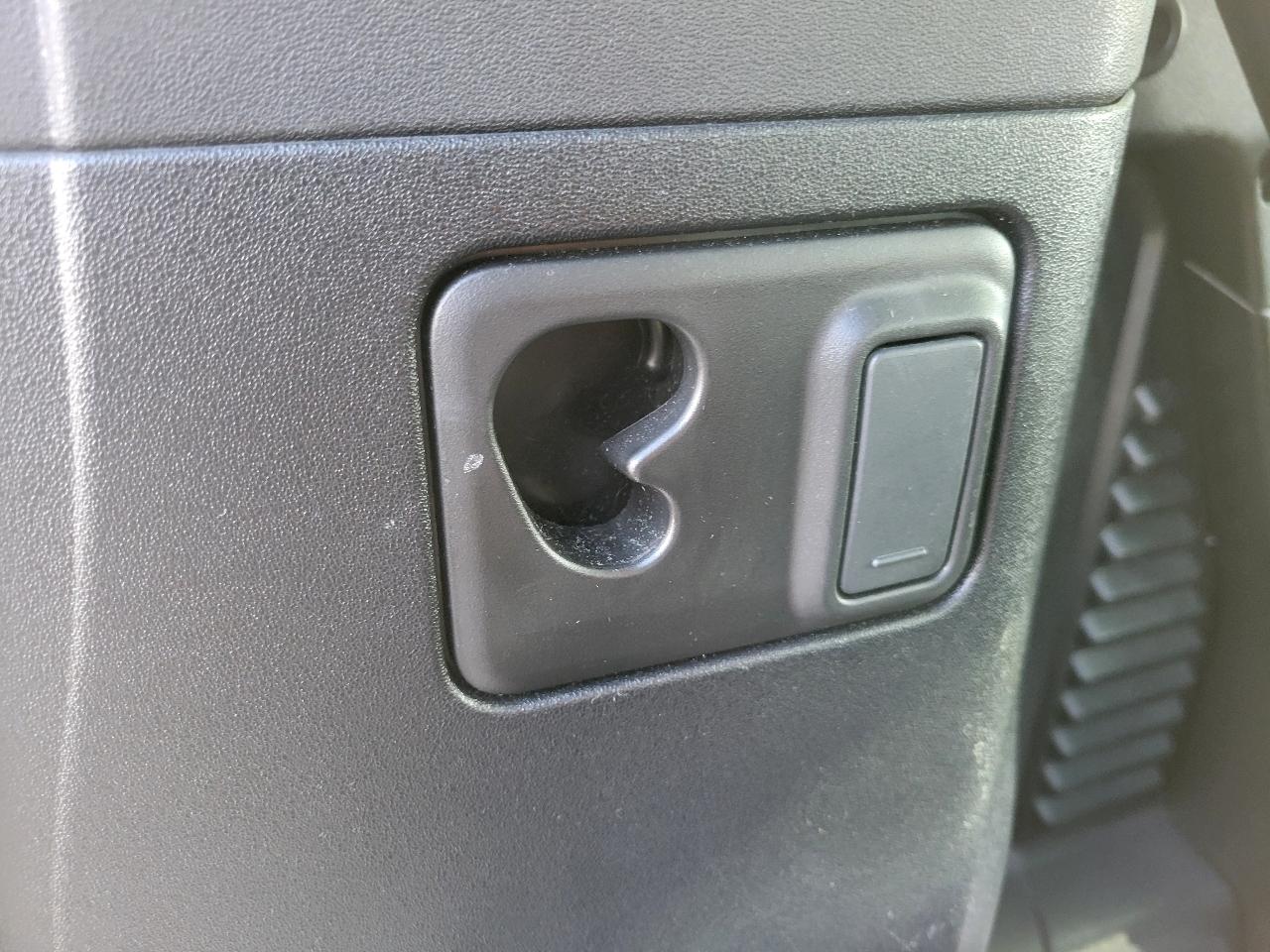 Land Rover Defender 90 S AWD 2021