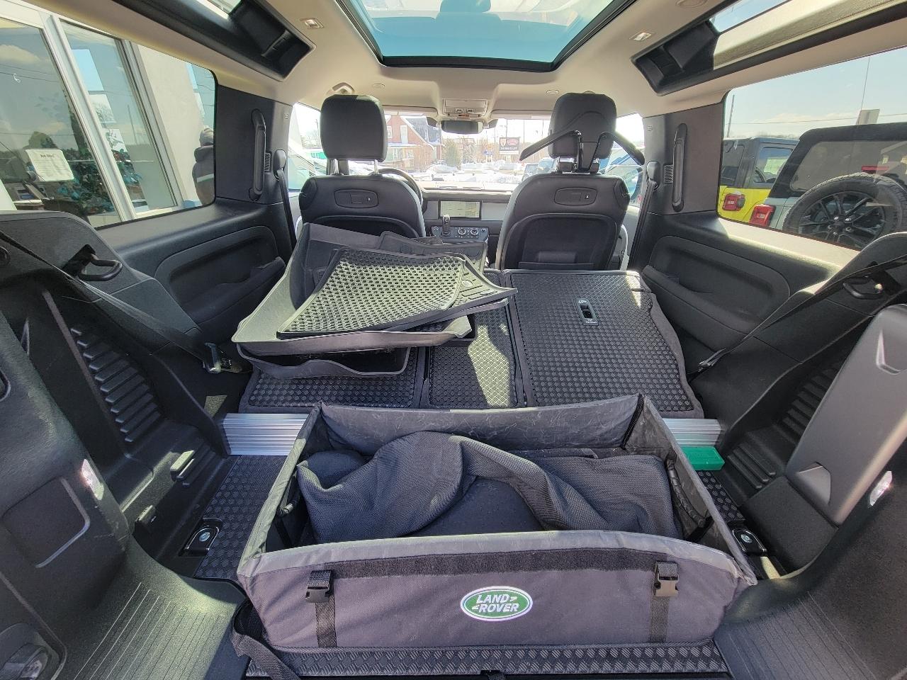 Land Rover Defender 90 S AWD 2021