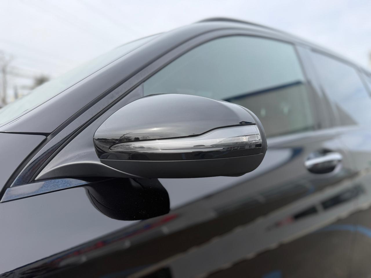 Mercedes-Benz GLC  2020