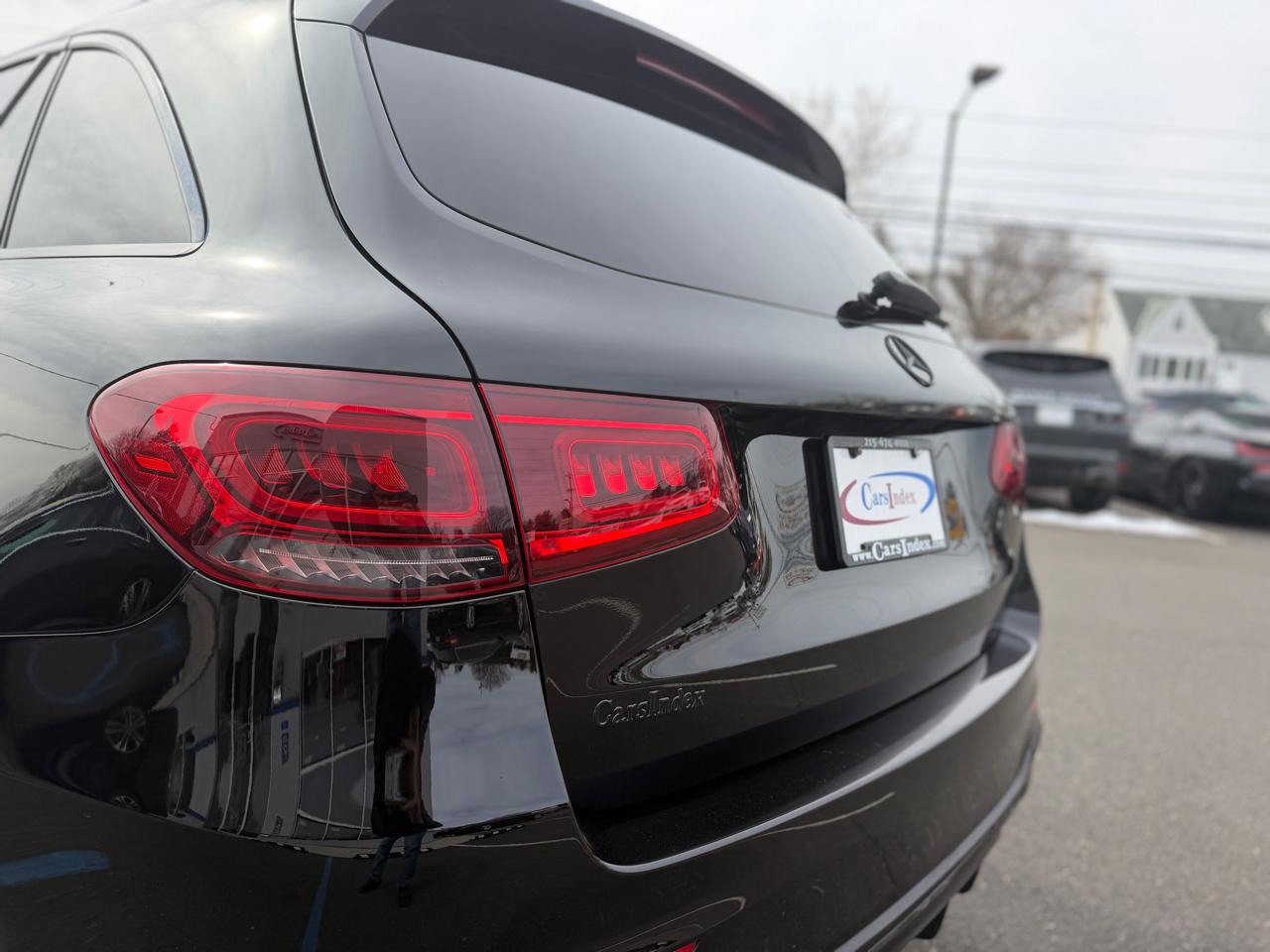 Mercedes-Benz GLC  2020