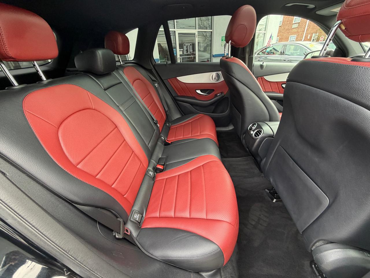 Mercedes-Benz GLC  2020