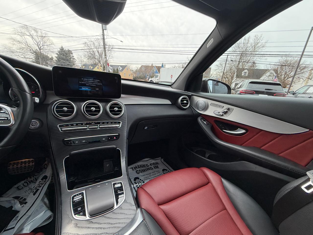 Mercedes-Benz GLC  2020