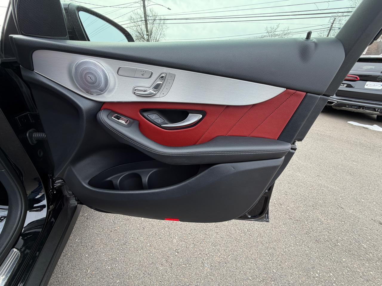 Mercedes-Benz GLC  2020