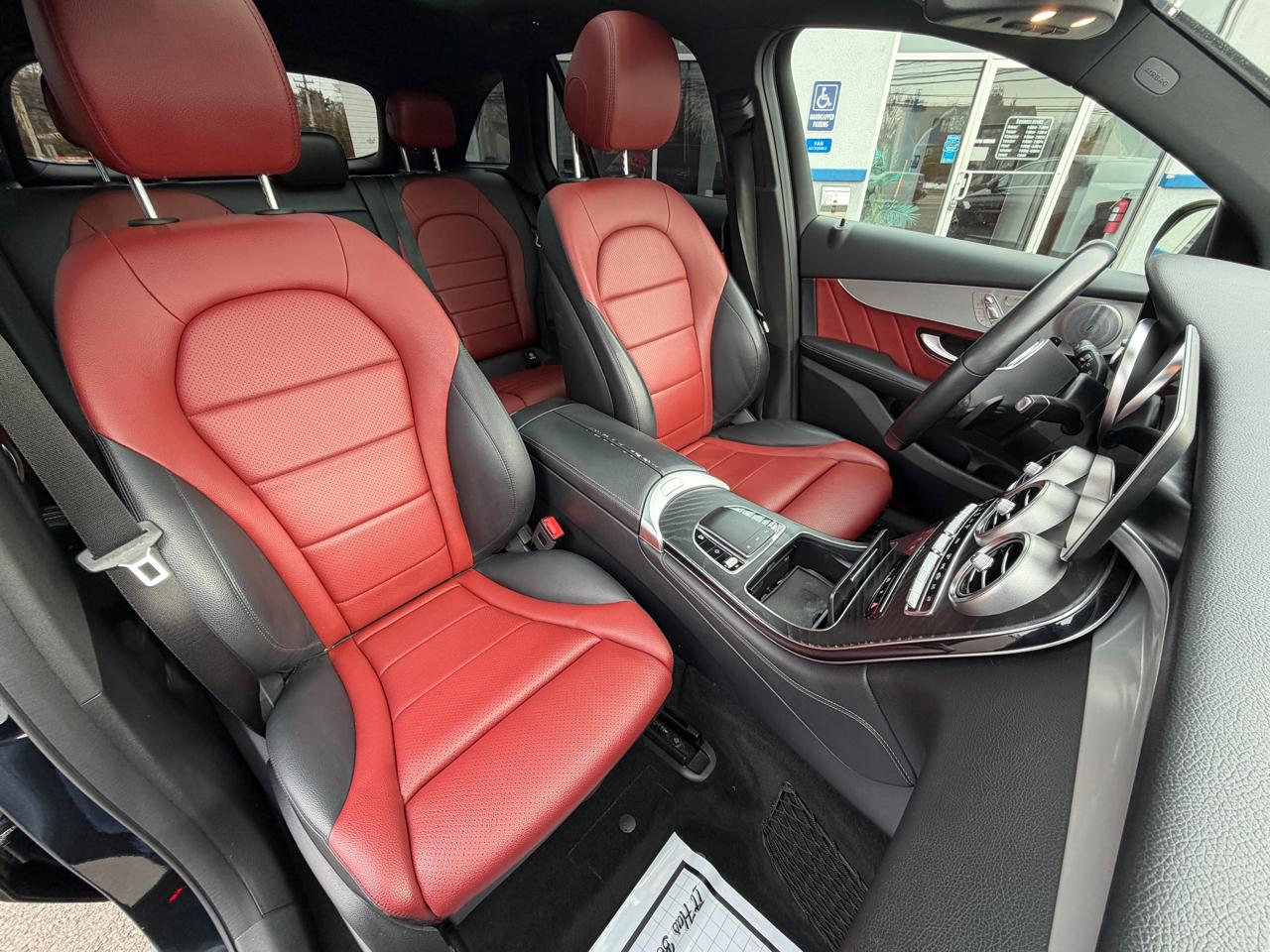 Mercedes-Benz GLC  2020