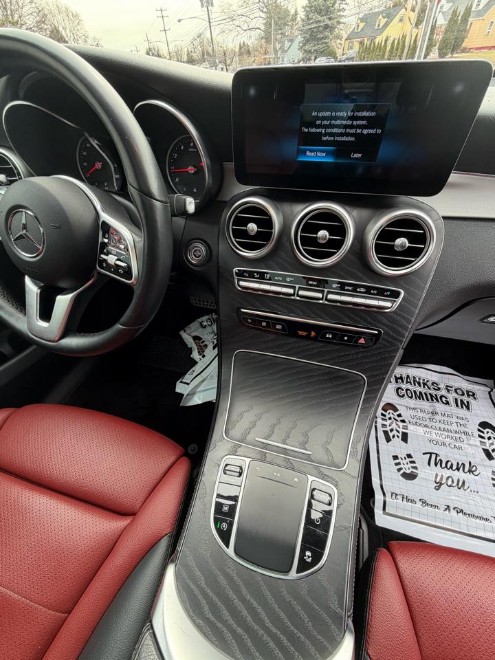 Mercedes-Benz GLC  2020