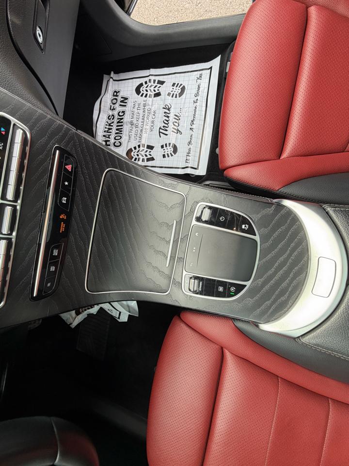 Mercedes-Benz GLC  2020