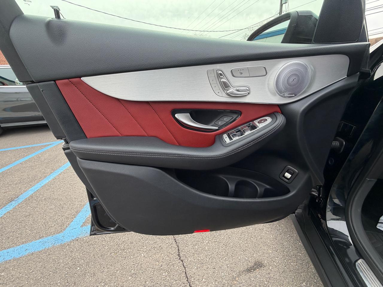 Mercedes-Benz GLC  2020