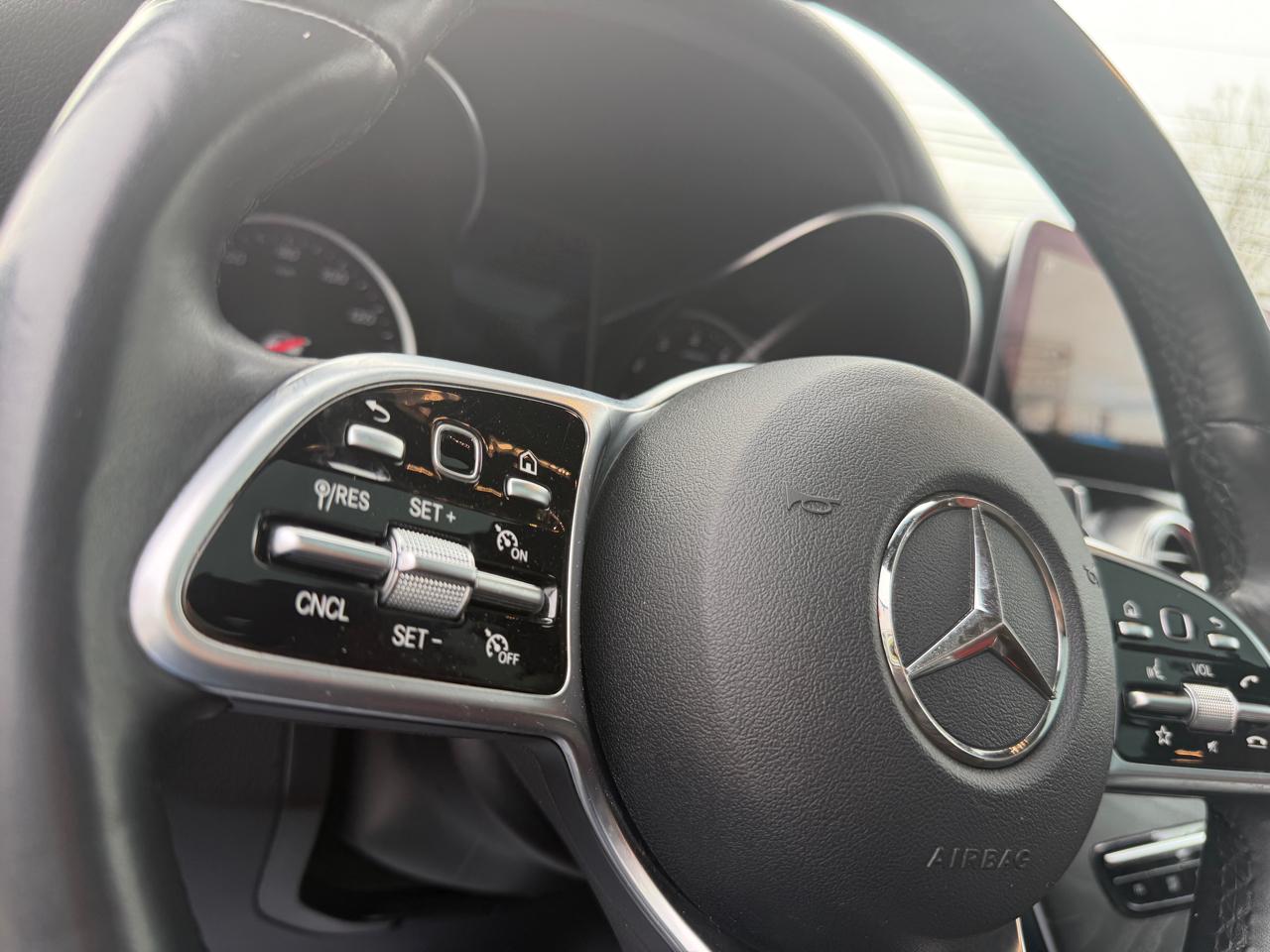 Mercedes-Benz GLC  2020