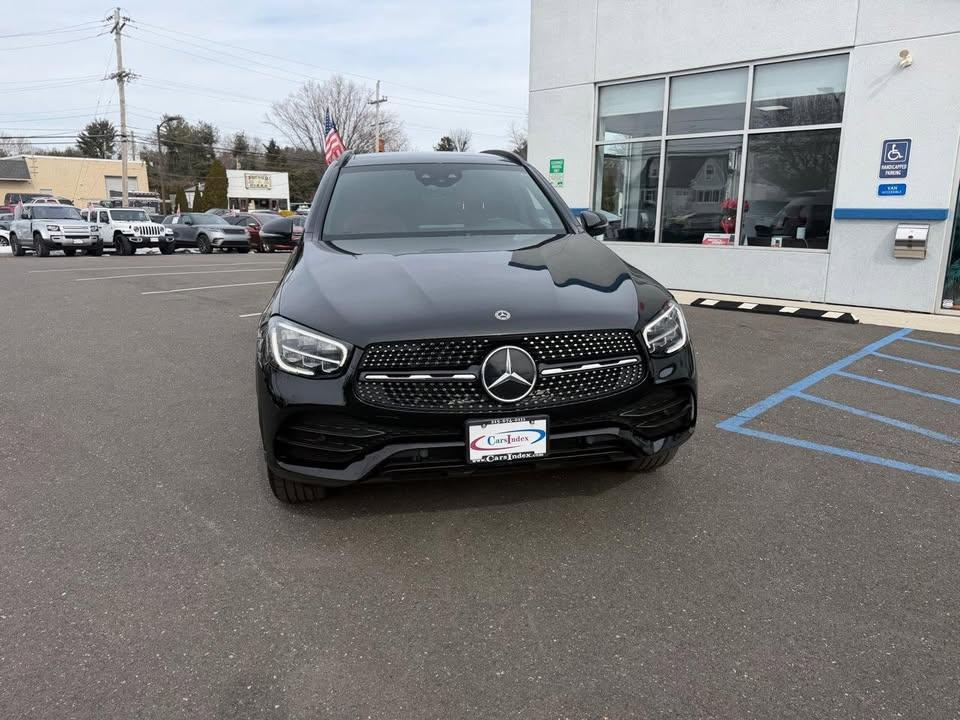 Mercedes-Benz GLC  2020
