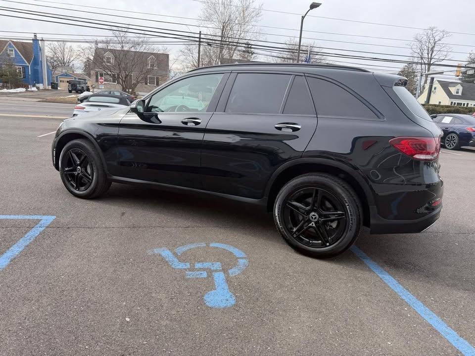 Mercedes-Benz GLC  2020