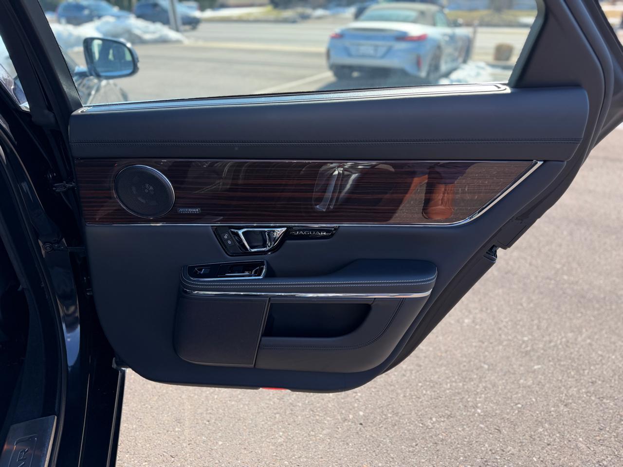 Jaguar XJ XJL Portfolio AWD 2018