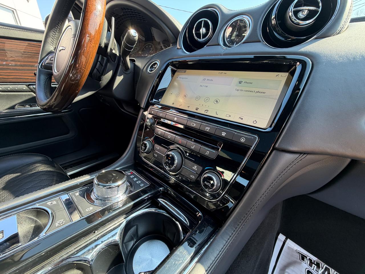 Jaguar XJ XJL Portfolio AWD 2018