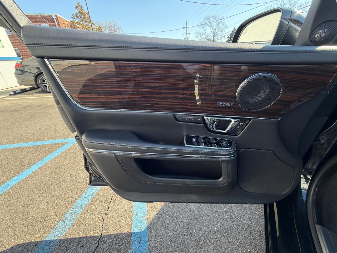 Jaguar XJ XJL Portfolio AWD 2018