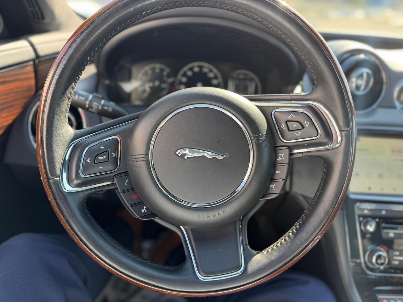 Jaguar XJ XJL Portfolio AWD 2018