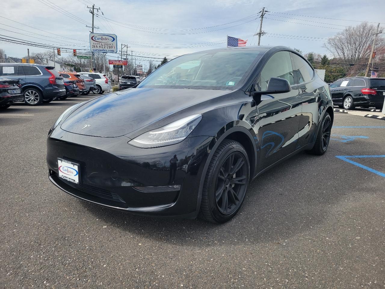 Tesla Model Y Long Range AWD 2023