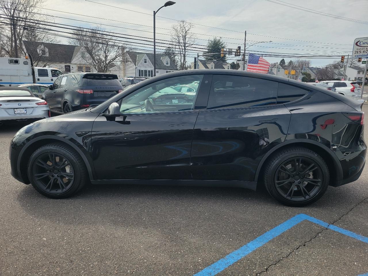 Tesla Model Y Long Range AWD 2023