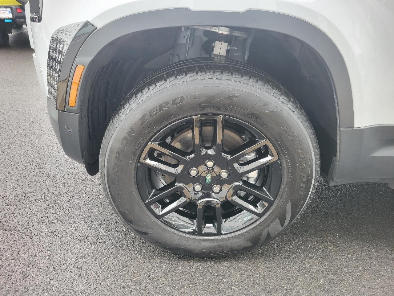 Land Rover Defender 90 S AWD 2023