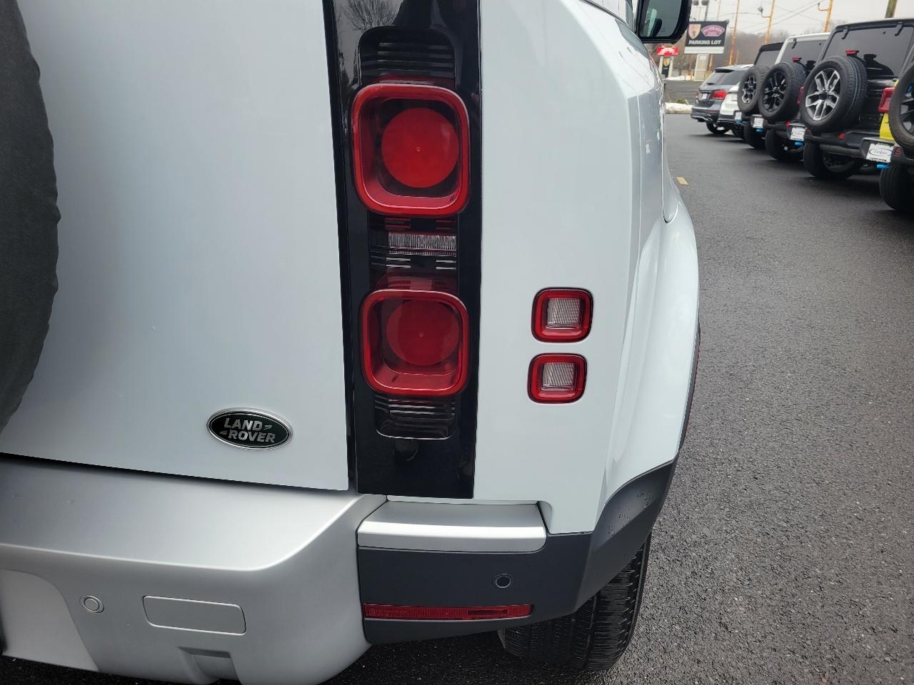 Land Rover Defender 90 S AWD 2023