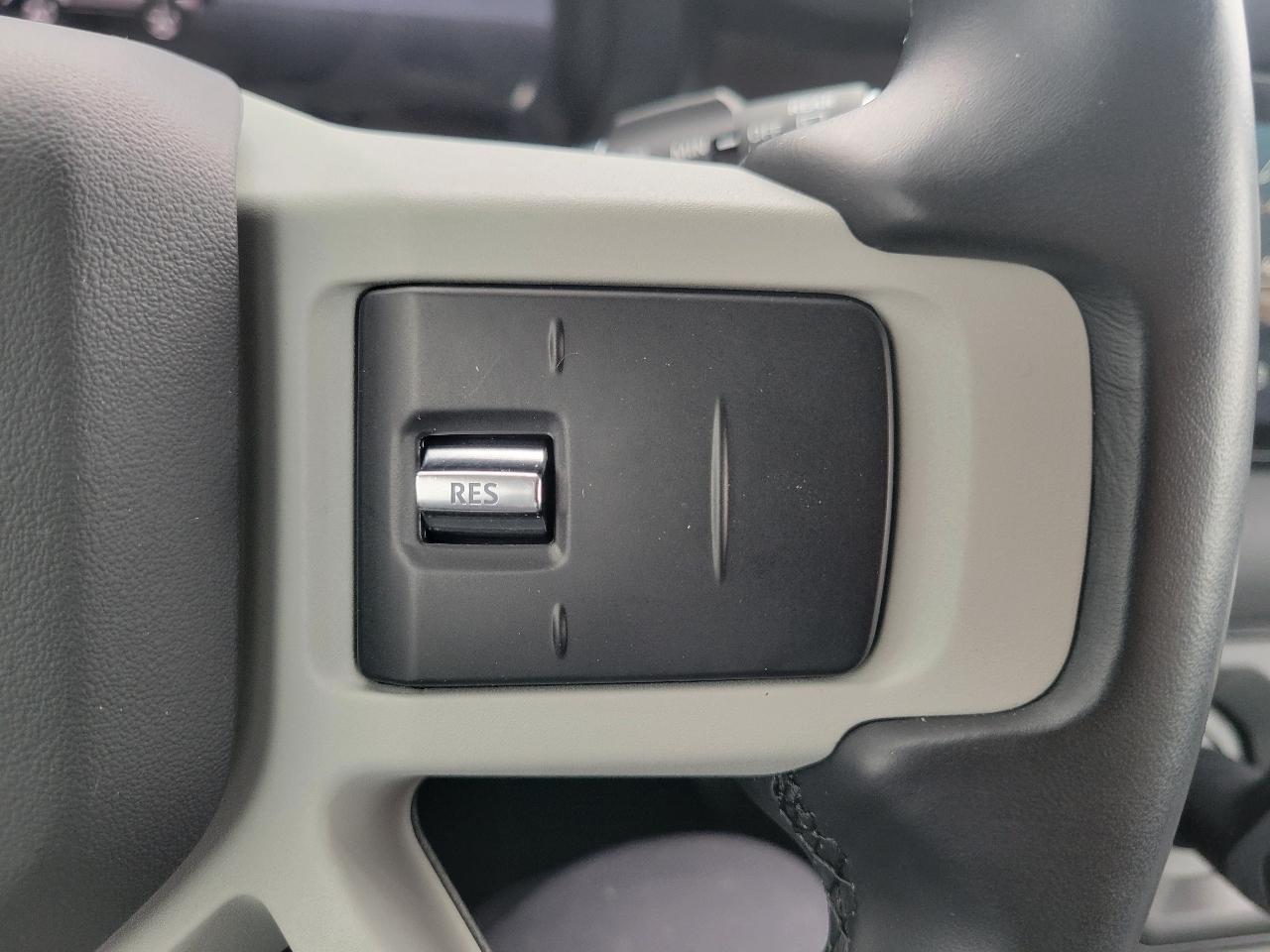 Land Rover Defender 90 S AWD 2023