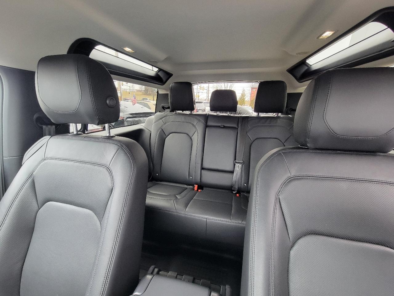 Land Rover Defender 90 S AWD 2023