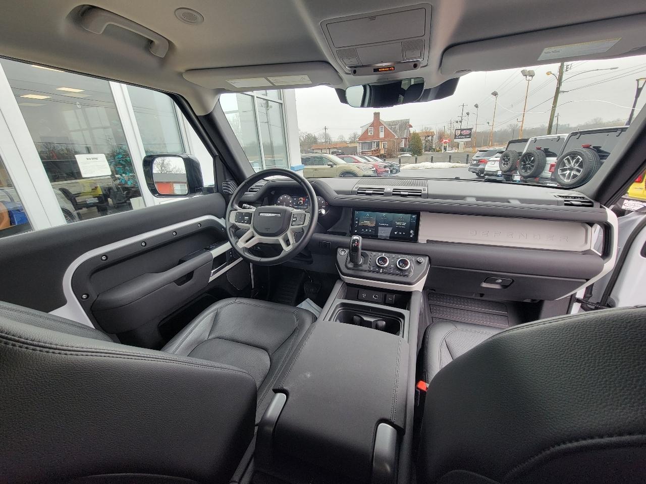 Land Rover Defender 90 S AWD 2023