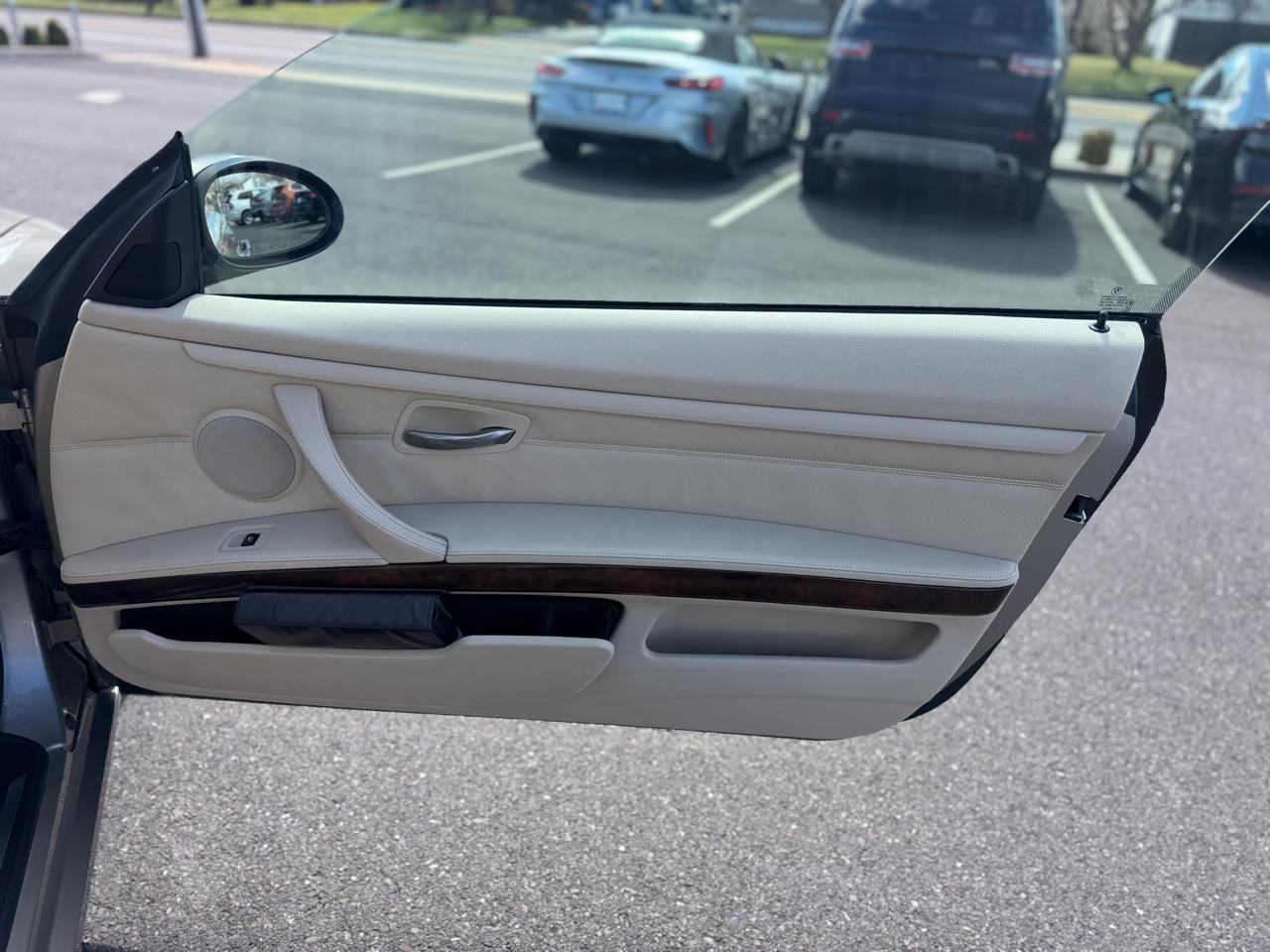 BMW 3 Series 2dr Conv 328i SULEV 2007