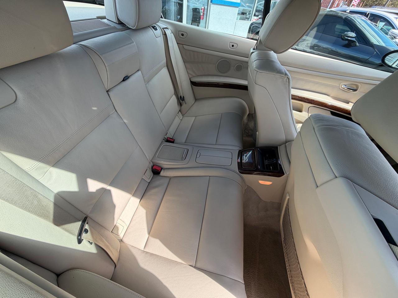 BMW 3 Series 2dr Conv 328i SULEV 2007