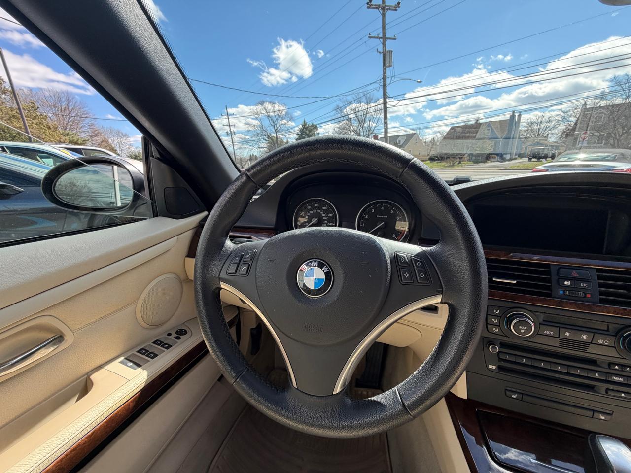 BMW 3 Series 2dr Conv 328i SULEV 2007