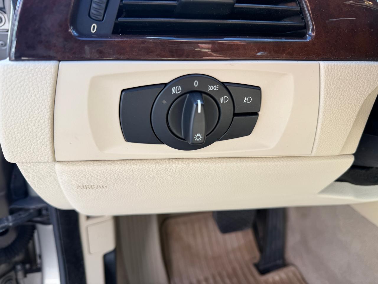 BMW 3 Series 2dr Conv 328i SULEV 2007