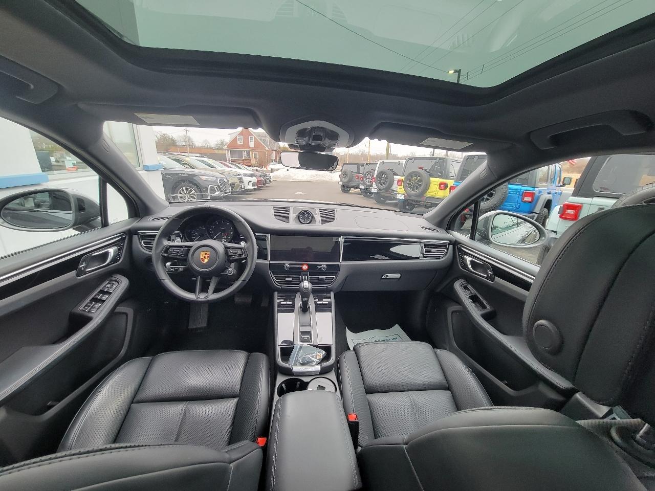 Porsche Macan T AWD 2023