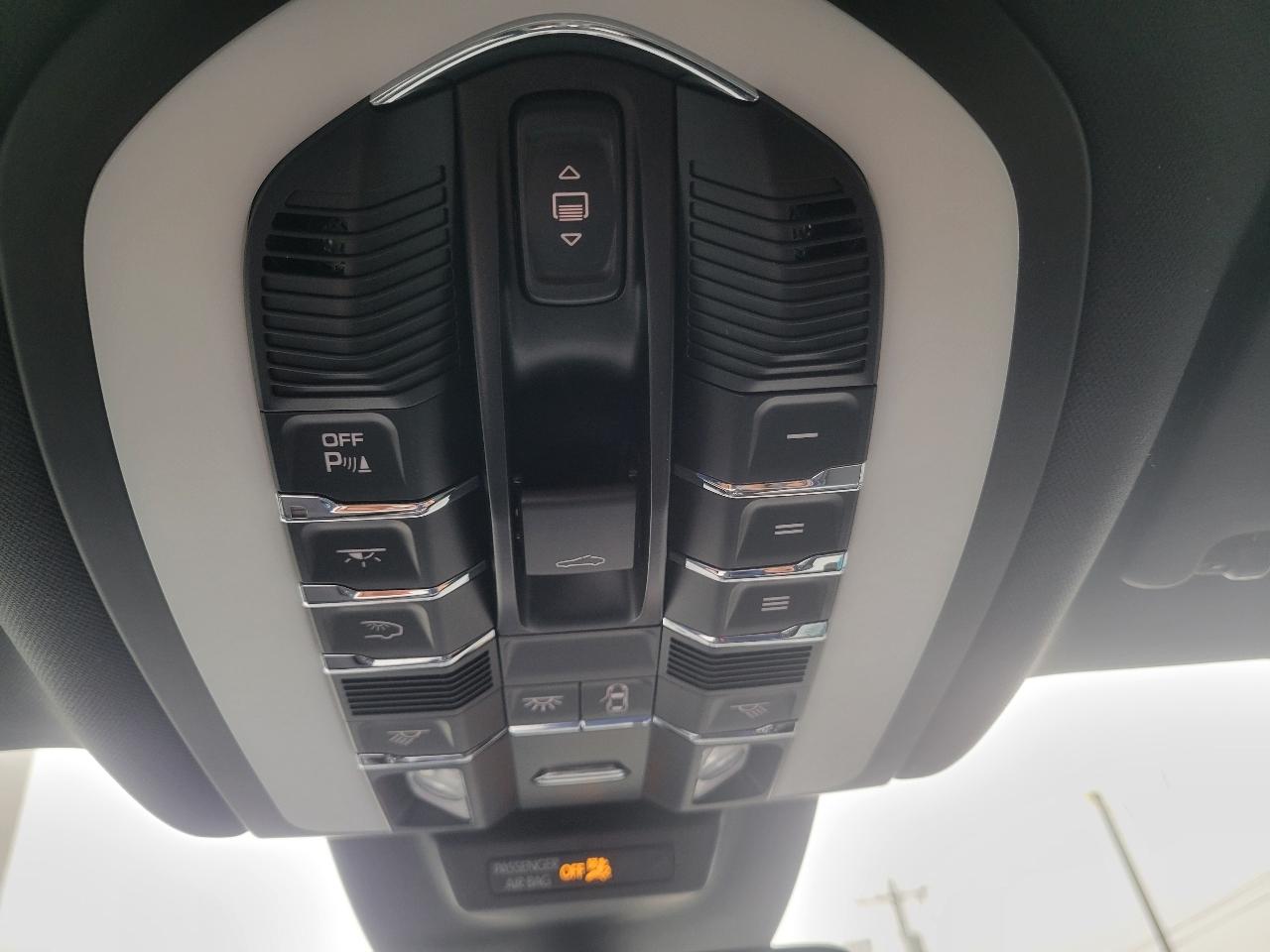 Porsche Macan T AWD 2023