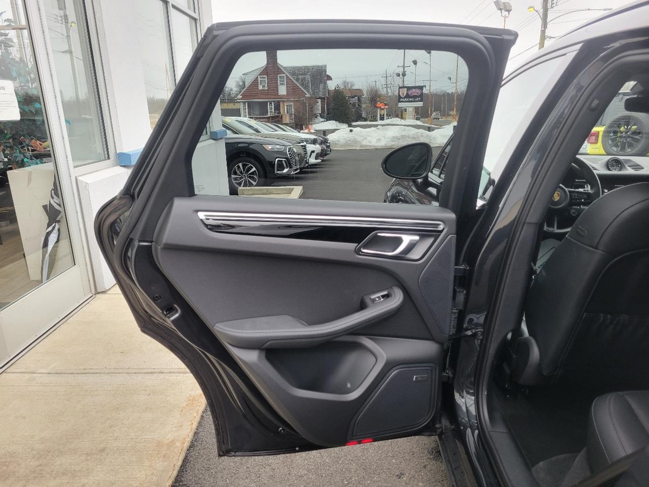 Porsche Macan T AWD 2023