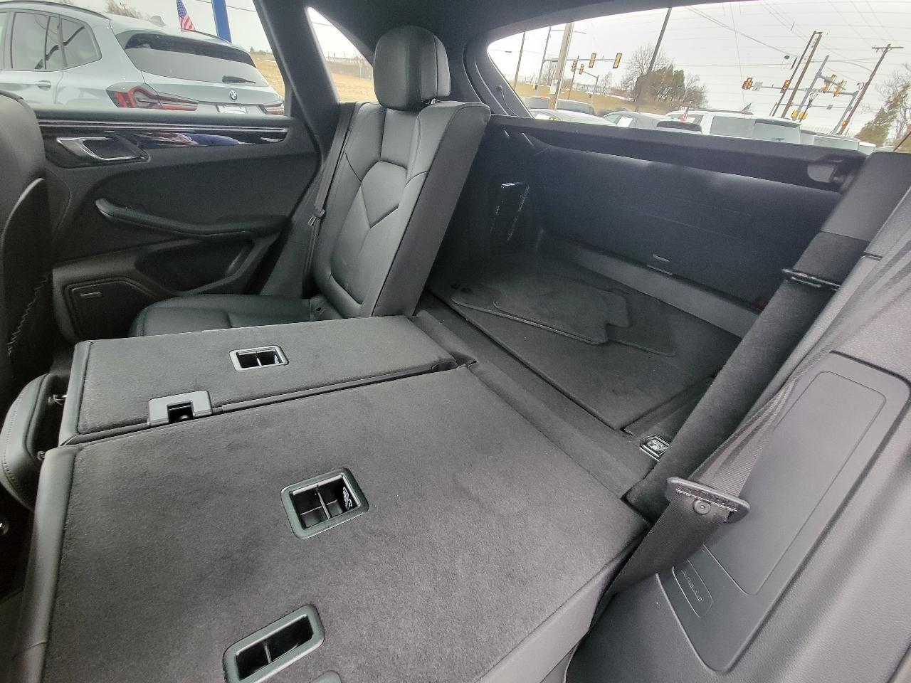 Porsche Macan T AWD 2023