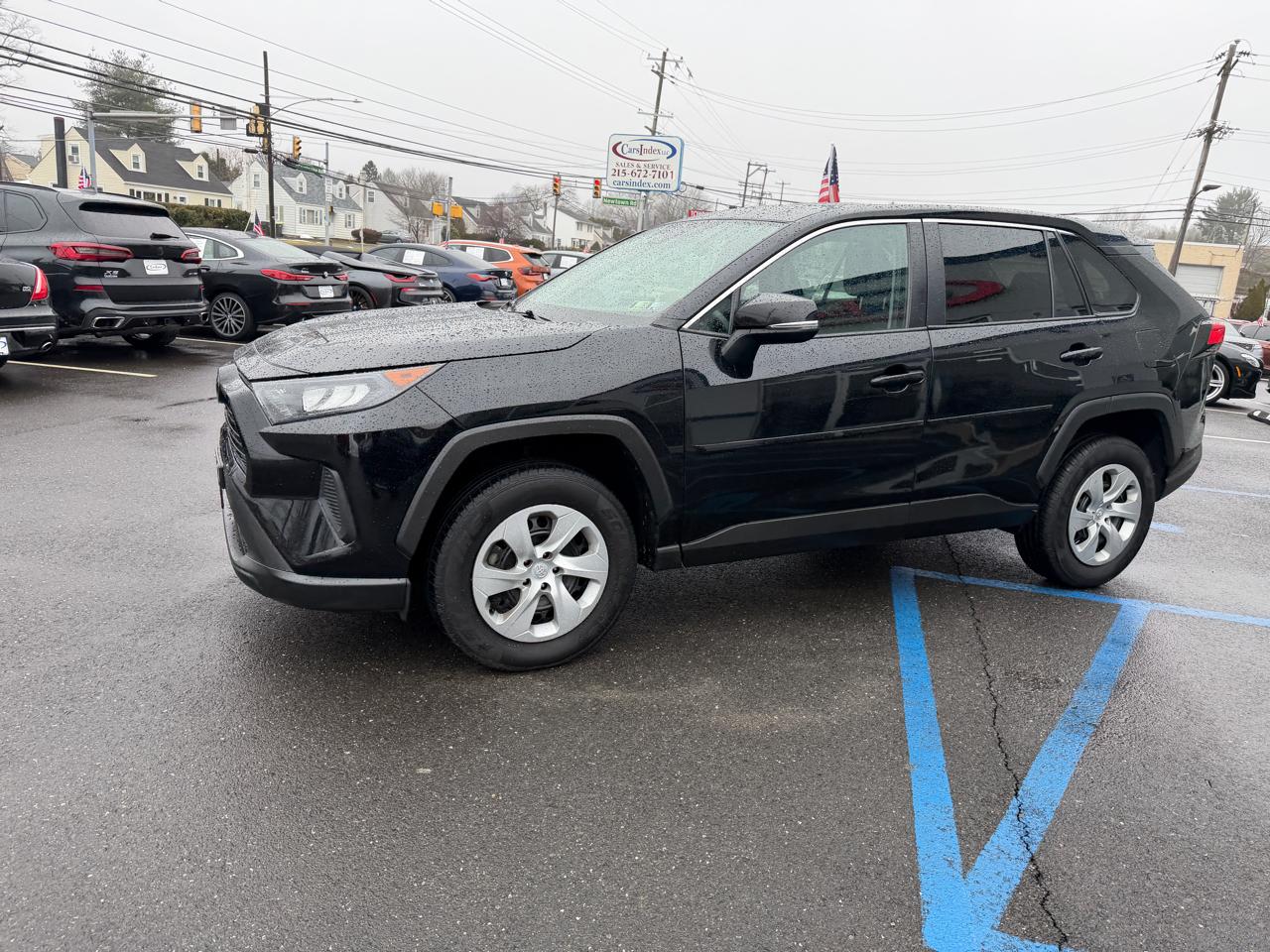 Toyota RAV4 LE AWD (Natl) 2022